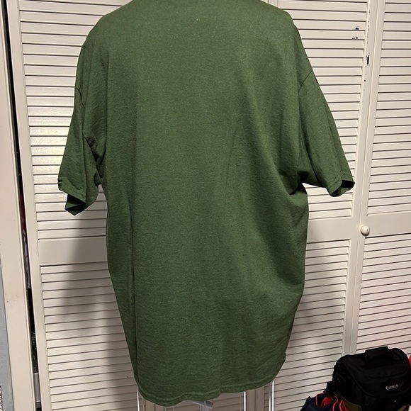 Great Smoky Mountain T-Shirt Size XL Color Green very clean and soft shirt - Picture 4 of 4